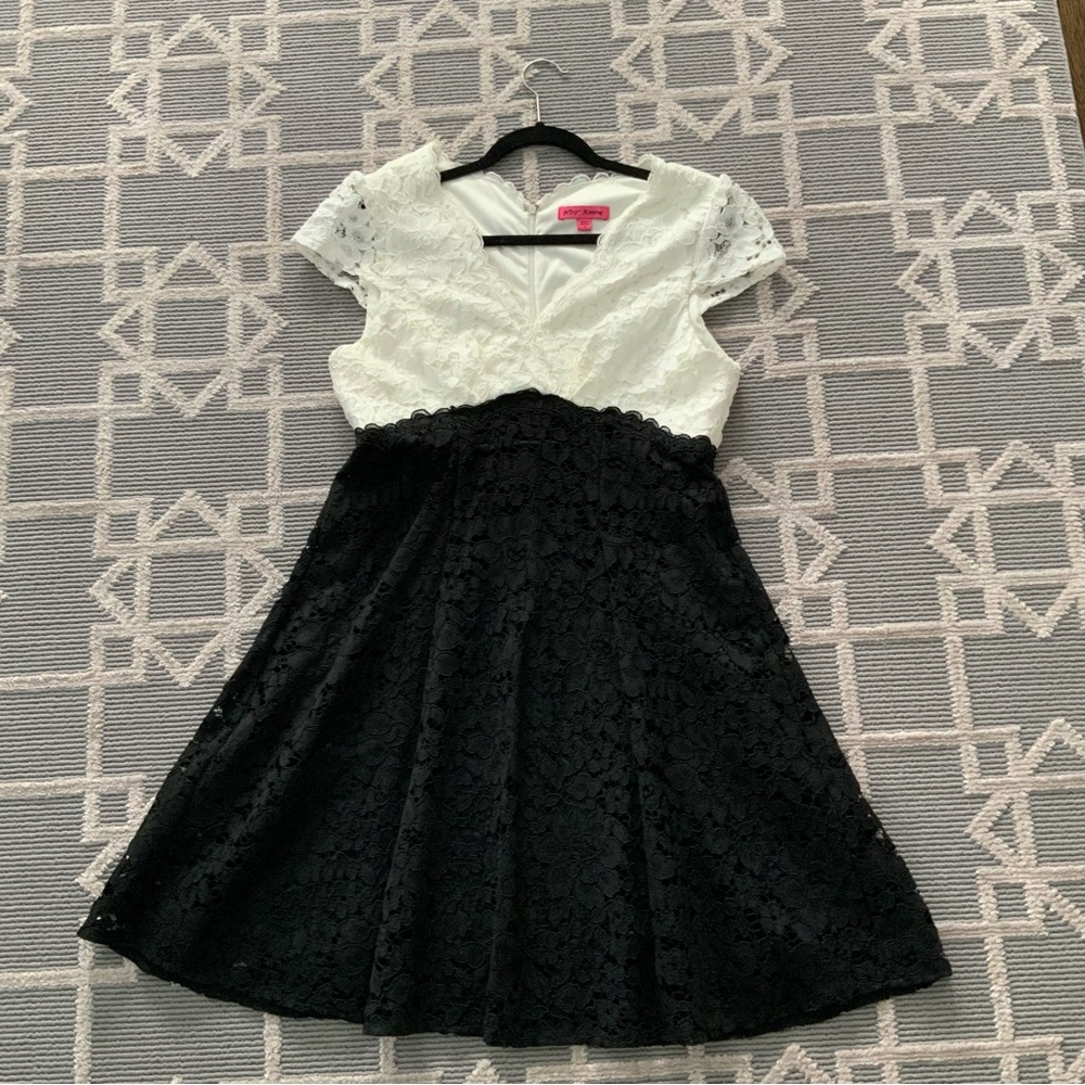 Betsey Johnson Black White Lace Fit and Flare